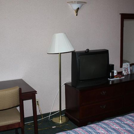 Quality Inn Уэст-Хейвен Экстерьер фото