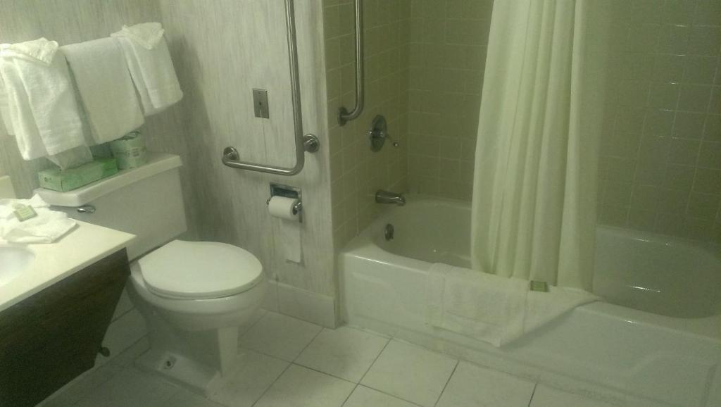 Quality Inn Уэст-Хейвен Номер фото